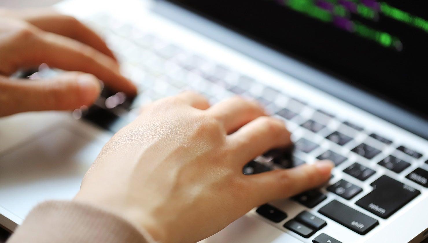 ローコード開発とは？ メリットやツール、ノーコードとの違いを解説