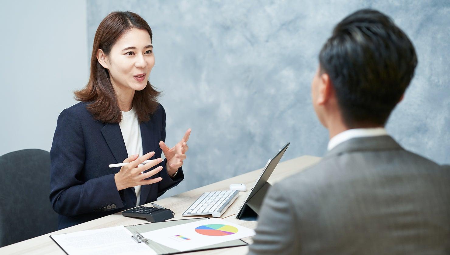 フィールドエンジニアとは？ サービスエンジニアとの違いや仕事内容、平均年収を徹底解説